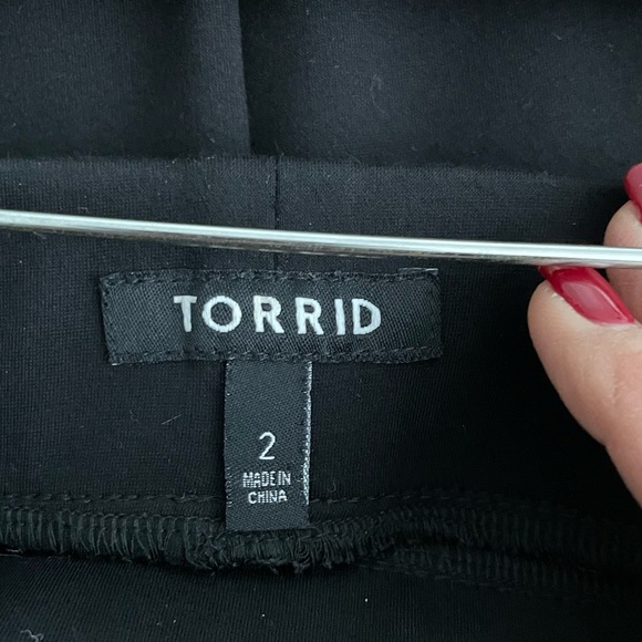 Torrid Black Premium Pinte Lace-up Pencil Skirt size 2 ( 2X ) - Picture 8 of 8